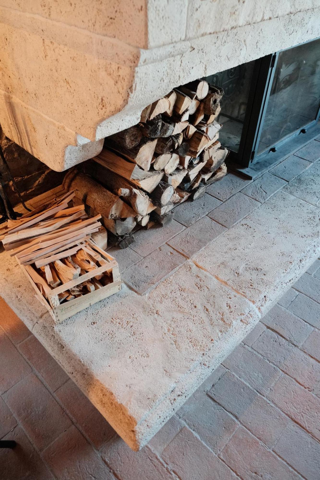 Vin Hotel - Wine Resort And Agriturismo Montieri 外观 照片