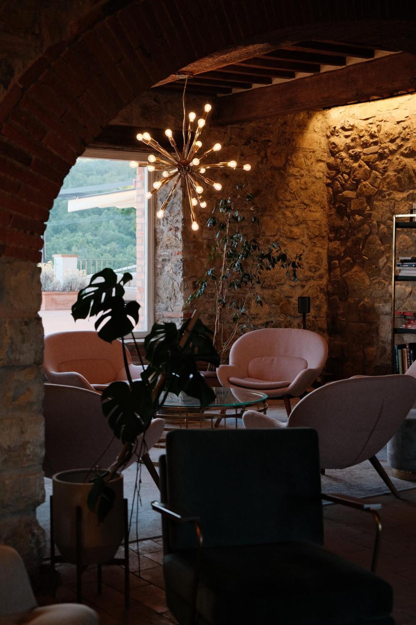 Vin Hotel - Wine Resort And Agriturismo Montieri 外观 照片